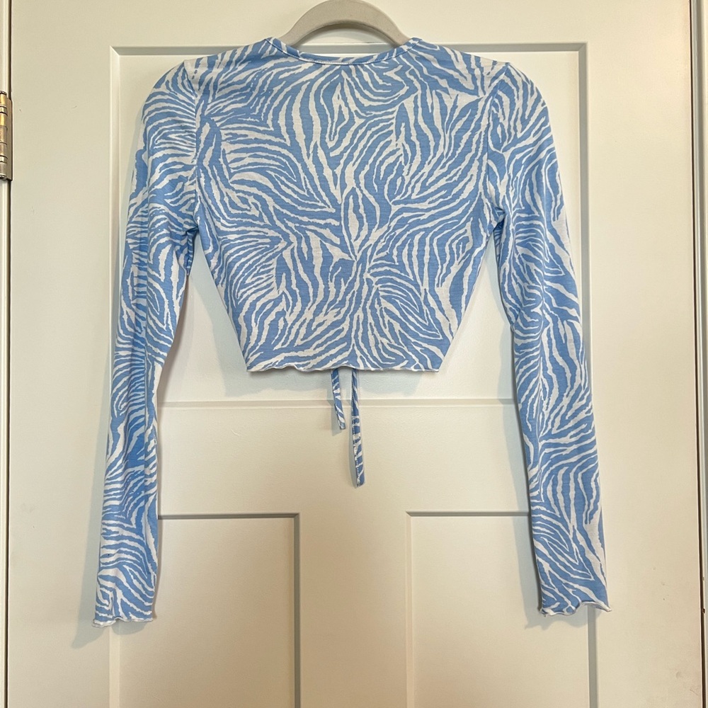 Blue Zebra Top - Picture 3 of 3